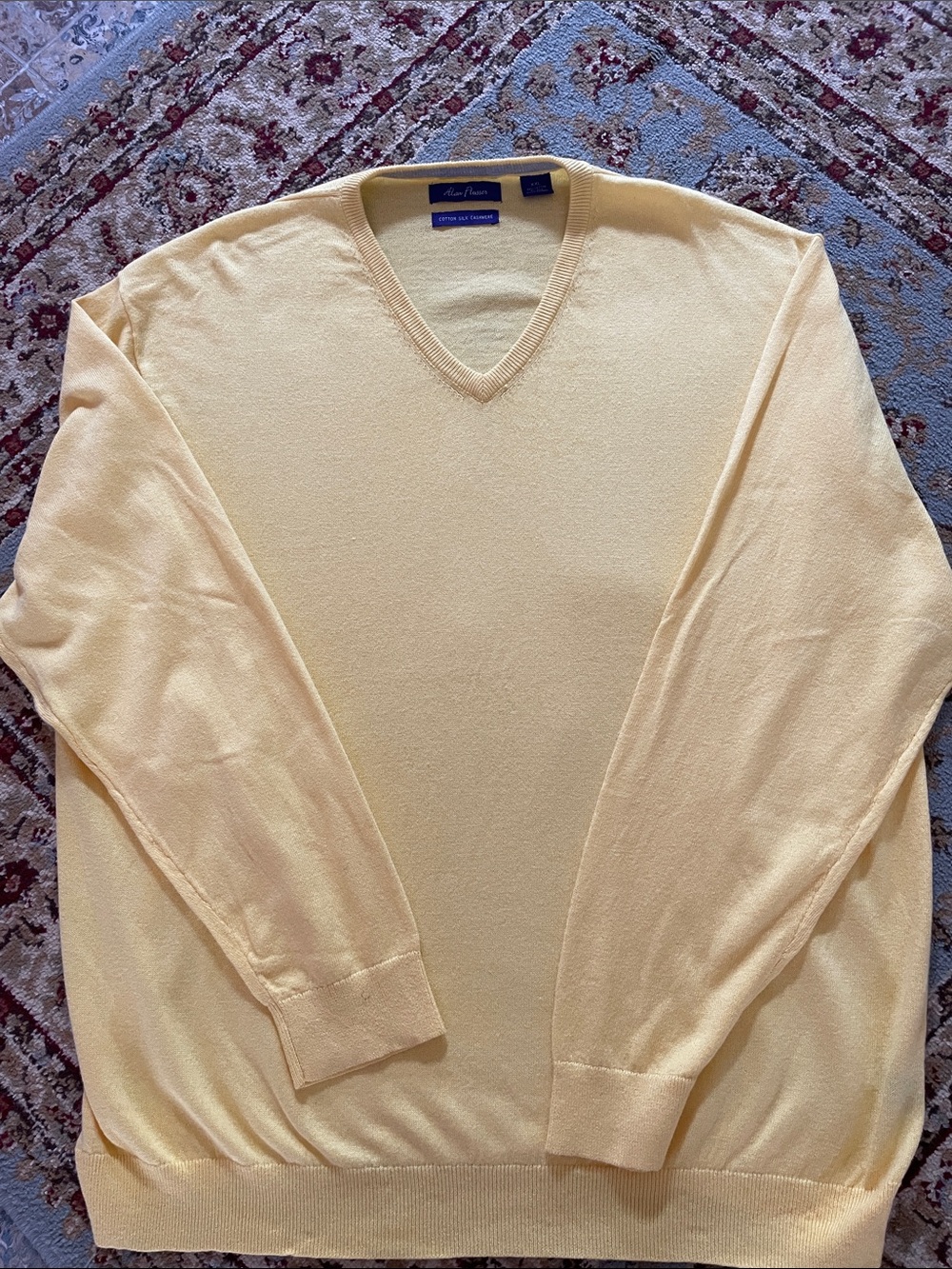 Alan Flusser V-Neck Sweater in Soft Yellow